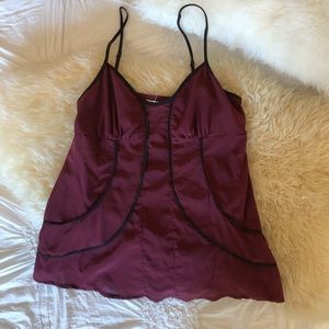 SILK URBAN OUTFITTERS CAMISOLE